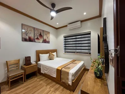 Chambre double avec salle de bain privée extérieure — Samatha Hotel Bai Chay, Ha Long